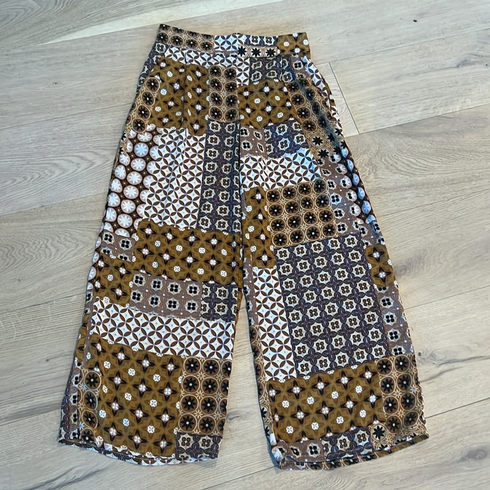 Wide Leg Elastic Waist Pull On Pants Size Medium Boho Festival